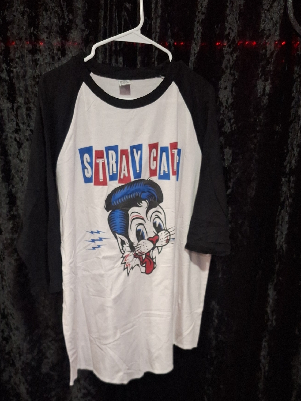 vtg 40th anniversary tour jersey Stray Cat Graphic Raglan Tee - Black & White